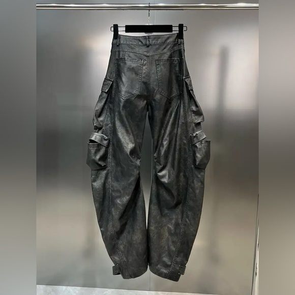 Leather cargo pants - Picture 2 of 7